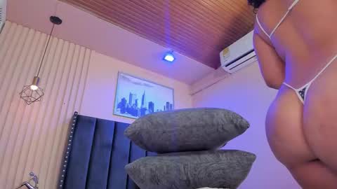 Viiolett online show from January 15, 8:34 pm