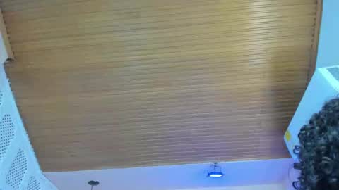 Viiolett online show from March 13, 7:31 pm