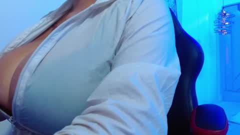 viioleta online show from March 14, 12:54 pm