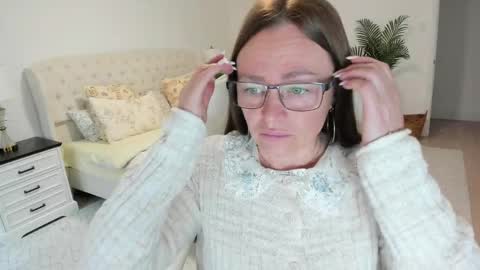 Snapshot of vika7333 chatting on May 26, 11:28 am Ukrainian-woman online show from May 26, 11:28 am