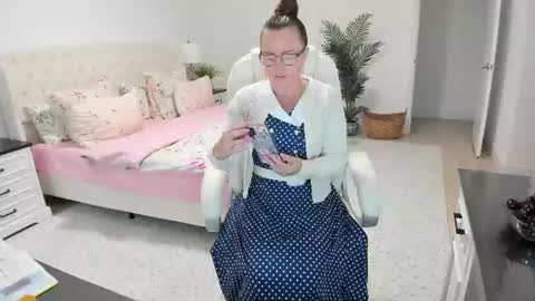 Ukrainian-woman online show from July 17, 11:50 am