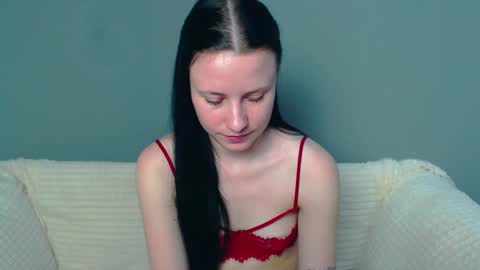 Viki Kelt online show from December 17, 2:33 am