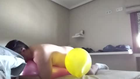 Snapshot of vikingo3333893888 chatting on December 18, 11:45 am Vikingo online show from December 18, 11:45 am