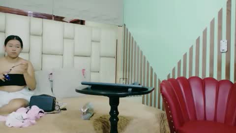 vikiTomson online show from March 18, 12:41 pm