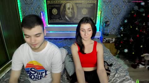 Snapshot of vikki_and_george chatting on January 14, 10:55 pm vikki and george online show from January 14, 10:55 pm