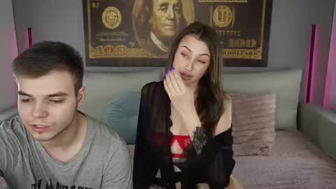 Snapshot of vikki_and_george chatting on September 12, 8:09 pm vikki and george online show from September 12, 8:09 pm