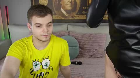 Snapshot of vikki_and_george chatting on September 13, 8:19 pm vikki and george online show from September 13, 8:19 pm