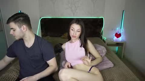 vikki and george online show from November 14, 10:51 pm