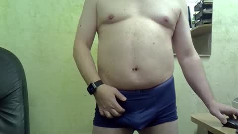 viknik16cm online show from November 17, 4:51 am