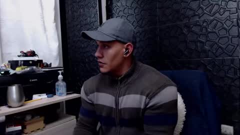 Viktor Herrera online show from February 7, 9:58 am