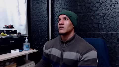 Viktor Herrera online show from February 12, 12:16 am