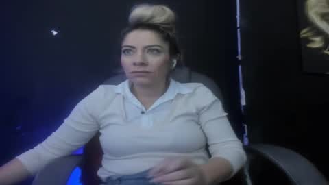 Viktoria online show from May 1, 1:10 am
