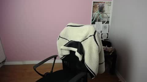 viktoria_lovely online show from February 20, 9:22 am