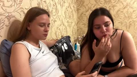 viktoriapfajfer838 online show from June 12, 12:53 am