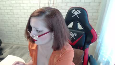 Snapshot of vikualex69 chatting on March 5, 8:00 am vikualex69 online show from March 5, 8:00 am