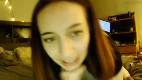 Vileshawtyy online show from July 2, 1:28 pm