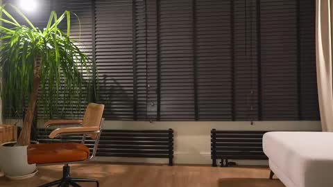 Lana online show from February 11, 1:41 pm