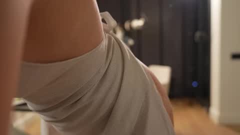 Lana online show from February 14, 5:25 pm