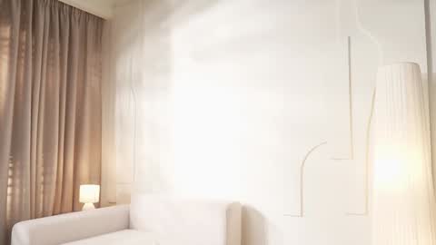 Snapshot of villanelle_l chatting on February 24, 12:14 pm Lana online show from February 24, 12:14 pm