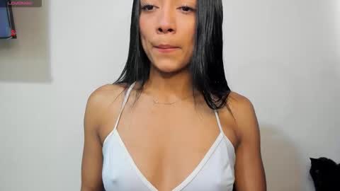 Vinaly online show from November 17, 10:15 pm