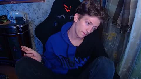 Dimoooooon online show from December 5, 7:38 pm