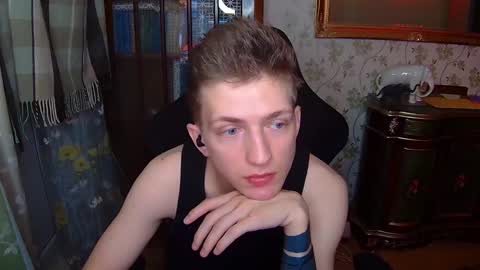 Dimoooooon online show from January 2, 9:39 pm