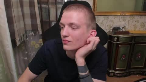 Dimoooooon online show from April 16, 9:39 pm