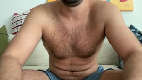 Snapshot of vincee2 chatting on December 4, 4:38 pm vincee2 online show from December 4, 4:38 pm