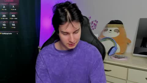 Vincent Strong online show from March 18, 6:22 pm