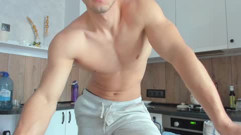 Vincent.  uncut 18cm online show from December 18, 8:31 am