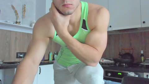 Vincent.  uncut 18cm online show from December 20, 8:49 am