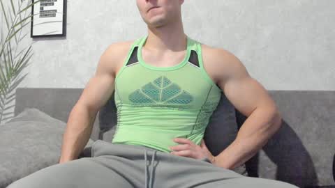 Vincent.  uncut 18cm online show from January 29, 3:15 pm