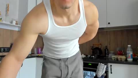 Vincent.  uncut 18cm online show from March 1, 8:45 am