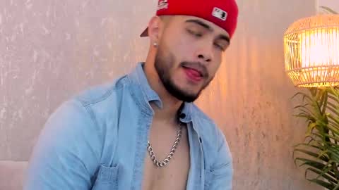 Snapshot of vincentblack_ chatting on September 12, 4:12 am Vincent online show from September 12, 4:12 am