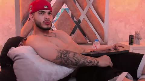 Snapshot of vincentblack_ chatting on September 22, 3:58 pm Vincent online show from September 22, 3:58 pm