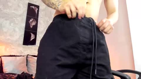 Snapshot of vincentblack_ chatting on October 21, 2:34 am Vincent online show from October 21, 2:34 am