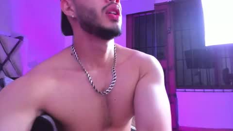 Snapshot of vincentblack_ chatting on December 14, 4:18 am Vincent online show from December 14, 4:18 am