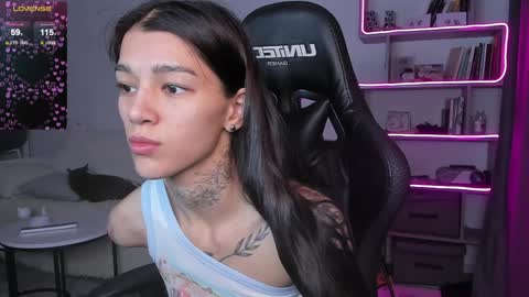 vinkitinkii online show from December 8, 9:24 am