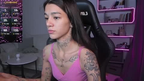 vinkitinkii online show from December 24, 6:33 am