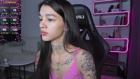 vinkitinkii online show from December 31, 6:48 am