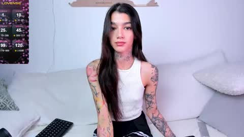 vinkitinkii online show from September 10, 6:57 am