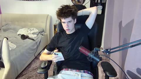 vinnie online show from September 11, 5:24 pm