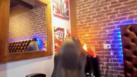 ---Vinzen--- online show from October 31, 6:20 pm