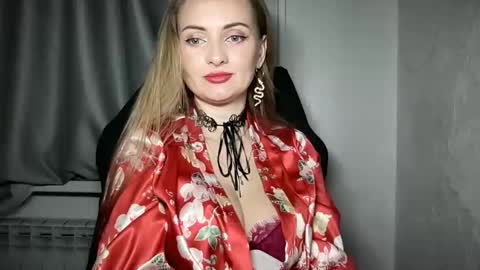 Funny  girl online show from February 8, 10:19 pm