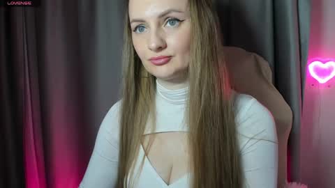 Funny  girl online show from May 5, 7:33 pm
