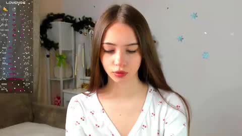 violarivera online show from January 10, 9:00 am