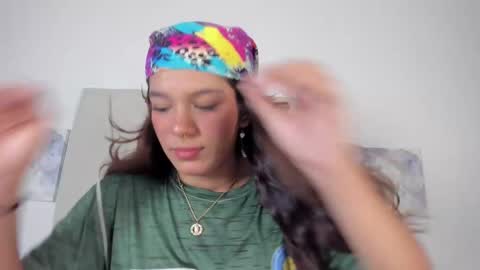 Violet online show from February 19, 1:18 am