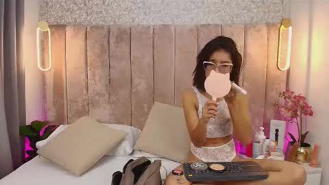 Violeta online show from September 11, 1:00 pm