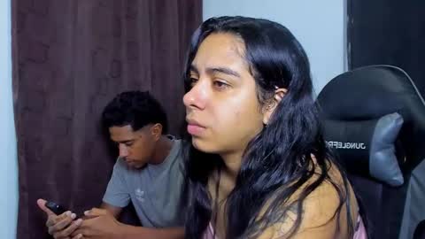 Violet and Myers online show from January 14, 7:41 pm