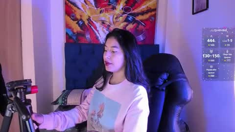           online show from December 19, 10:22 am